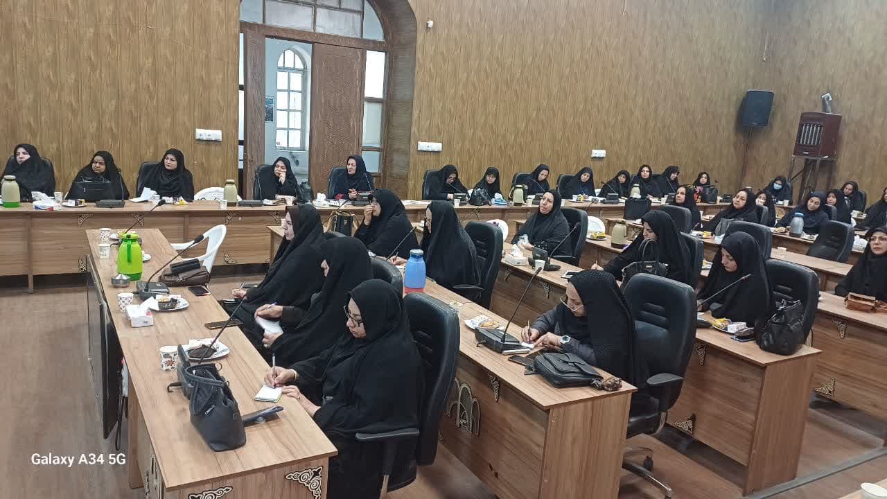 نیشابور: ضرورت تبیین امربه‌معروف و نهی‌ازمنکر در مدارس