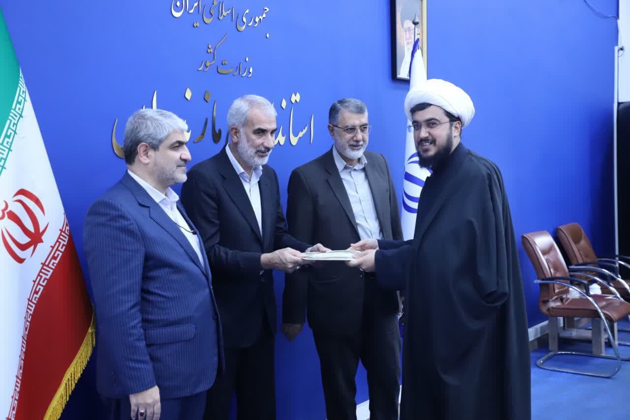 تدوین برنامه های متنوع فرهنگی با حفظ ارزش های اسلامی به منظور ارتقاء نشاط اجتماعی 