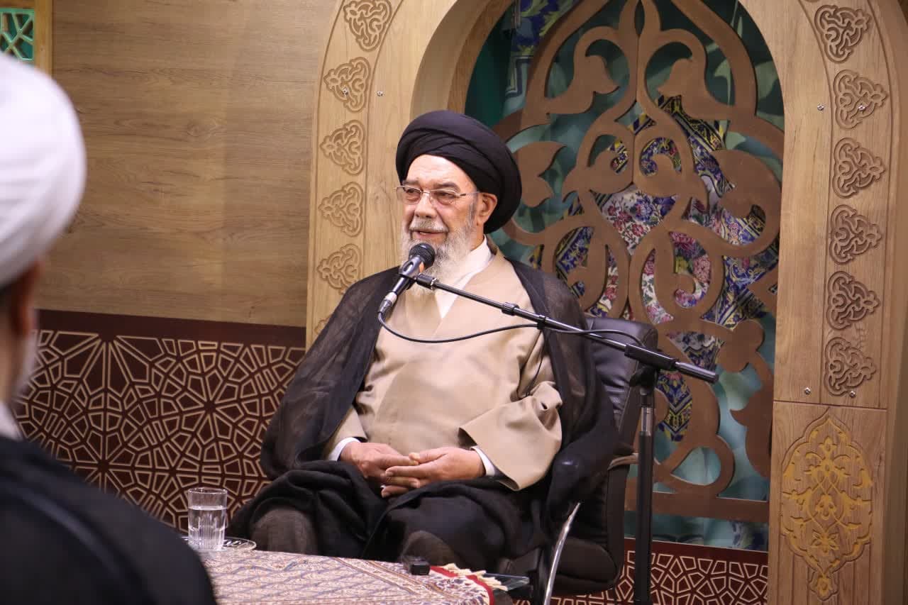 ادامه مسیر انقلاب و نظام بر عهده استعدادهای برتر است