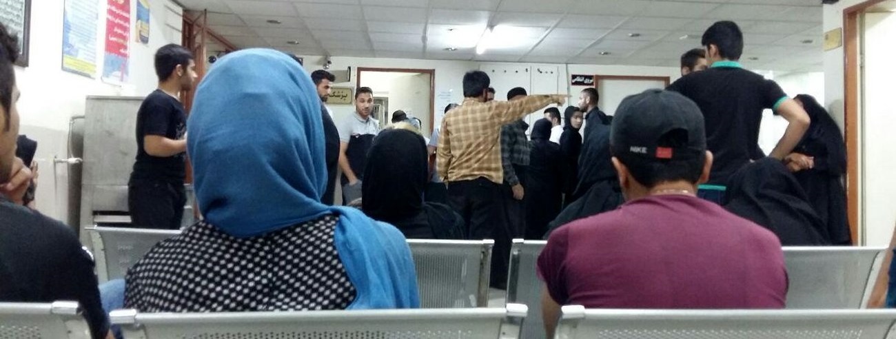 انتقاد مردم از عدم تکریم ارباب‌رجوع در یکی از درمانگاه‌های مشهد