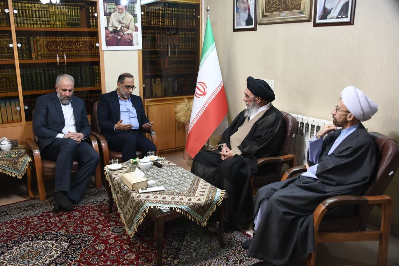 برای ساماندهی وضعیت بازاربزرگ از شهرداری حمایت می کنیم