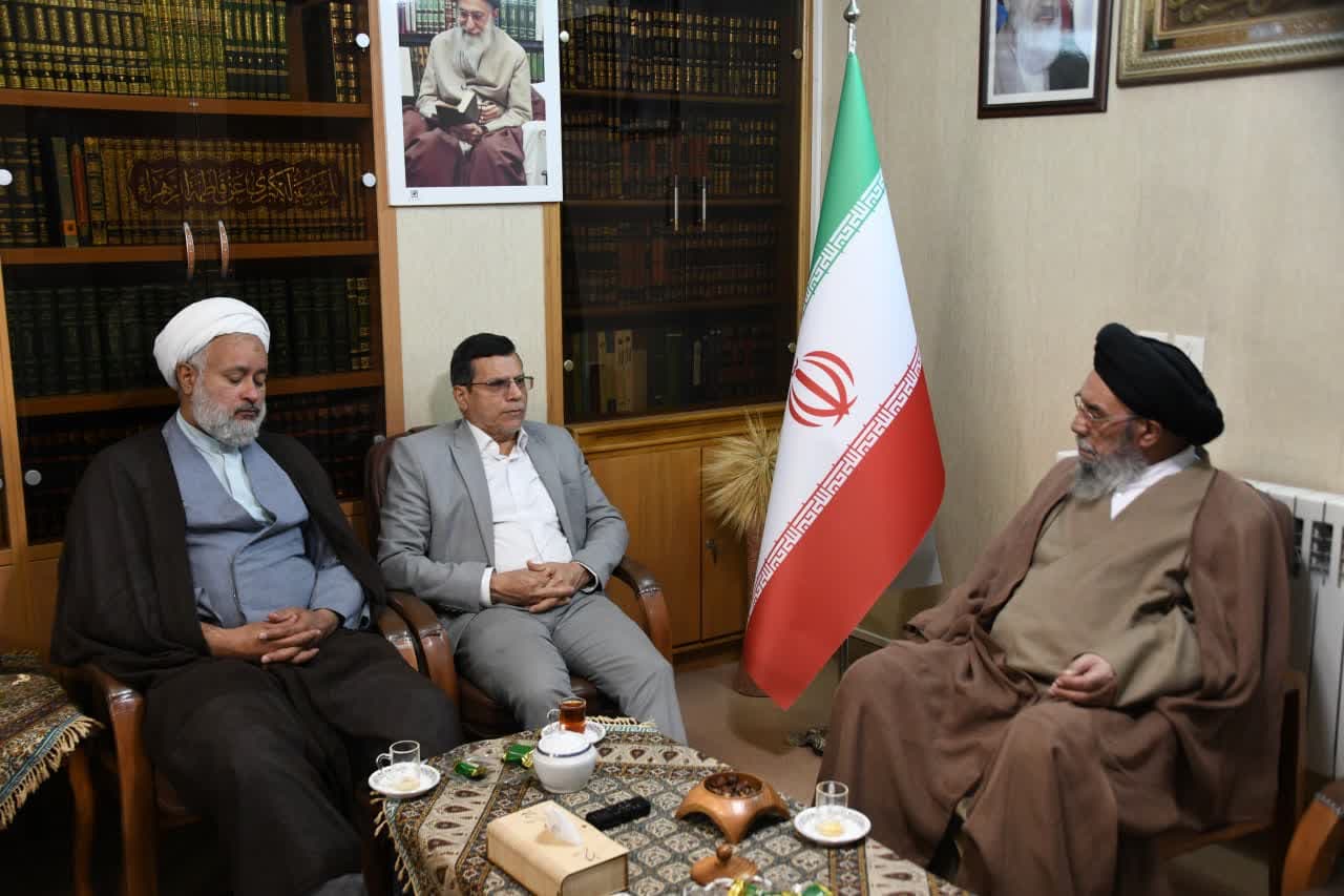 جایگاه معلم از لحاظ نقش موثردرتربیت ضمیرها، بالا است