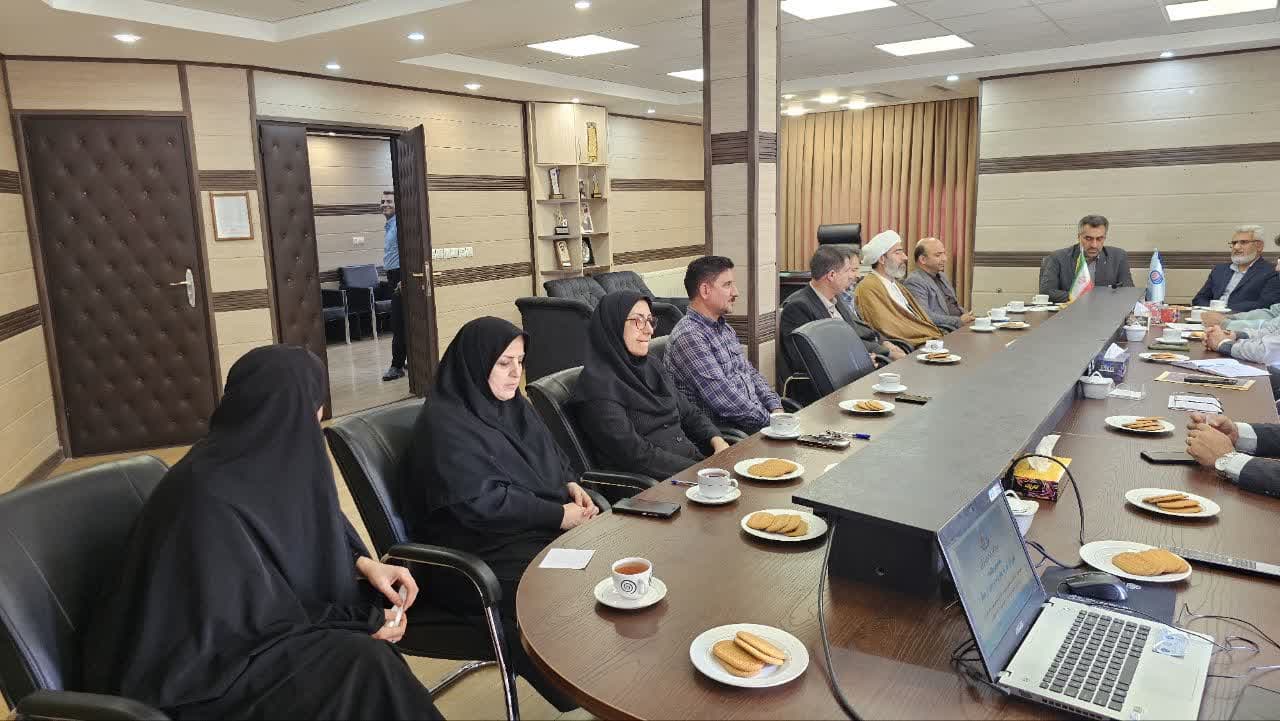 برگزاری نشست خبری با رئیس شورای امر به معروف و نهی از منکر اداره کل فنی و حرفه ای