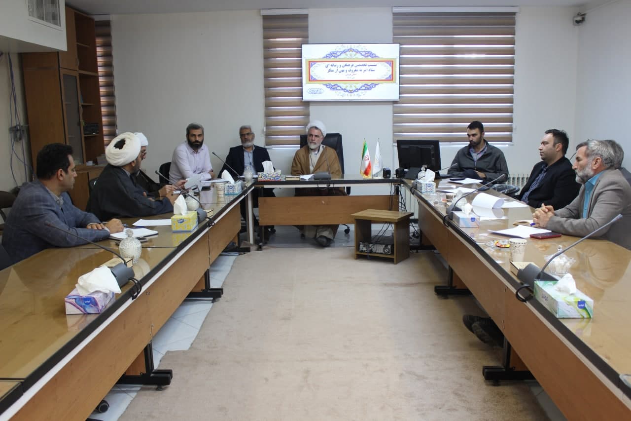 اگر نسبت به رسانه دانش کافی نداشته و ضعیف عمل کنیم در حوزه فرهنگ آسیب جدی خواهیم دید