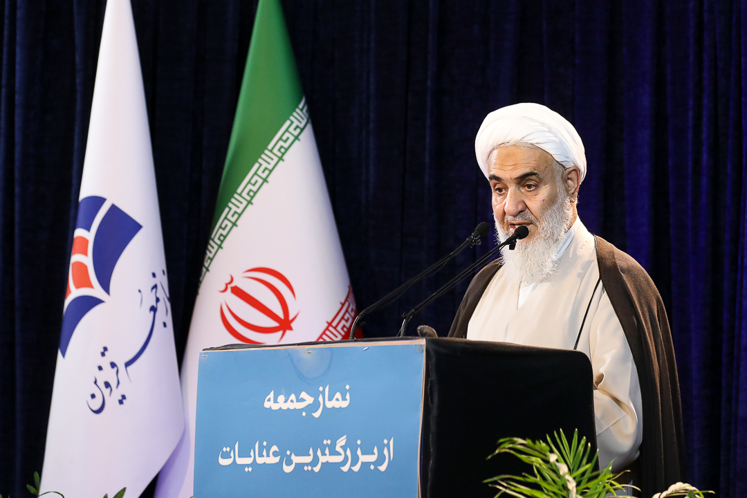 جوانان از فرصت فضای مجازی برای ارتباطات بین‌المللی استفاده کنند 