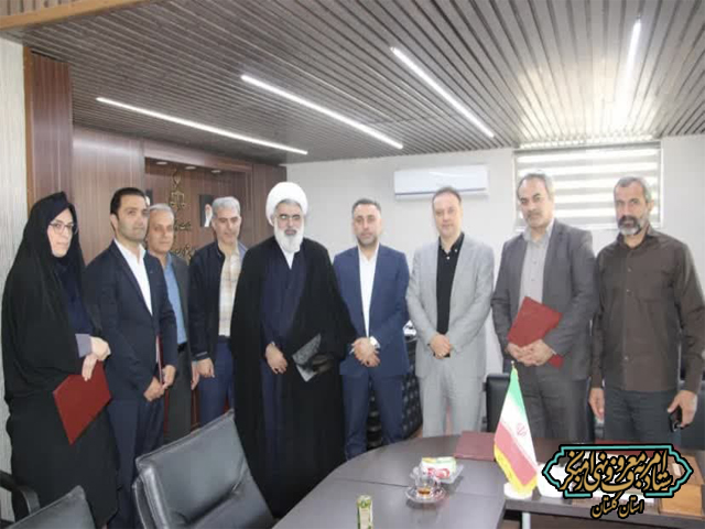جلسه شورای امربه‌معروف و نهی از منکر و اعطا حکم اداره کل تعزیرات حکومتی استان در دفتر مدیرکل برگزار شد