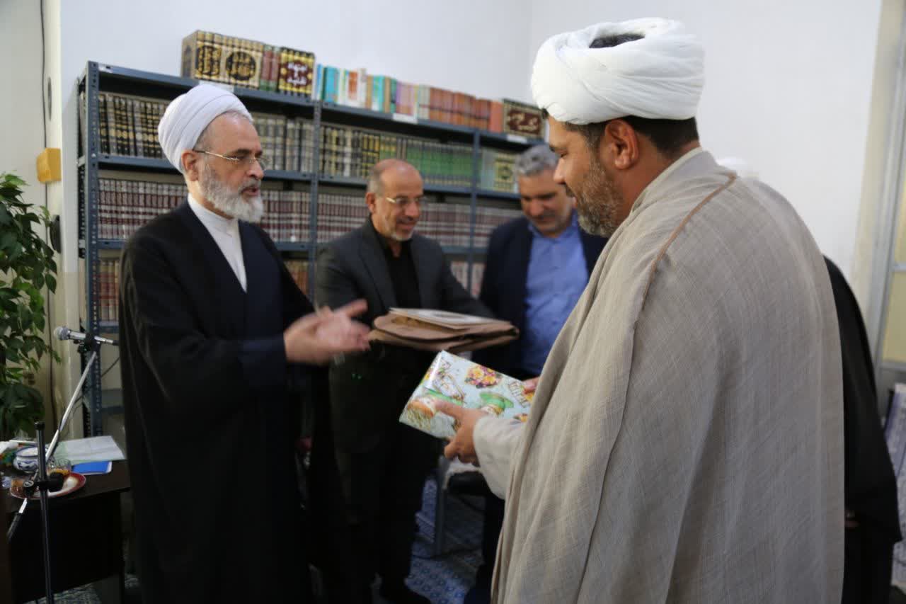 تکریم و معارفه دبیر جدید ستاد میبد