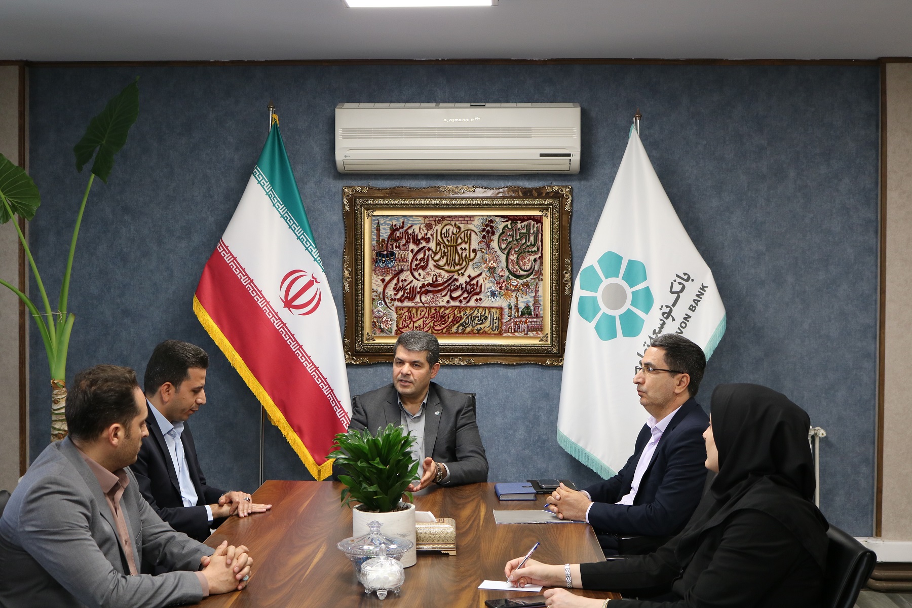 برگزاری نشست خبری شورای امر به معروف و نهی از منکر بانک توسعه تعاون استان البرز