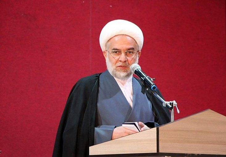 مسئولان در خدمت به مردم لحظه ای دریغ نکنند
