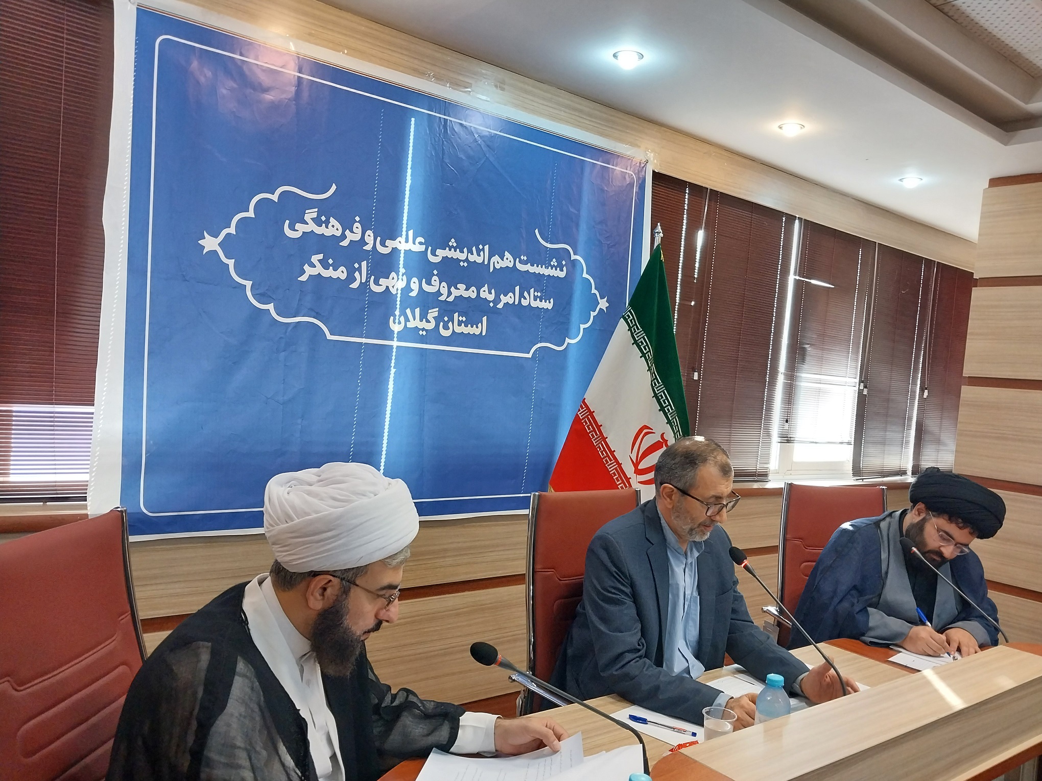 بررسی شاخص های عفاف و حجاب در سطح مدارس و دانشگاه های استان گیلان در سال جاری 