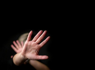 ستاد امر به معروف و نهی از منکر: حامی دختر مظلوم