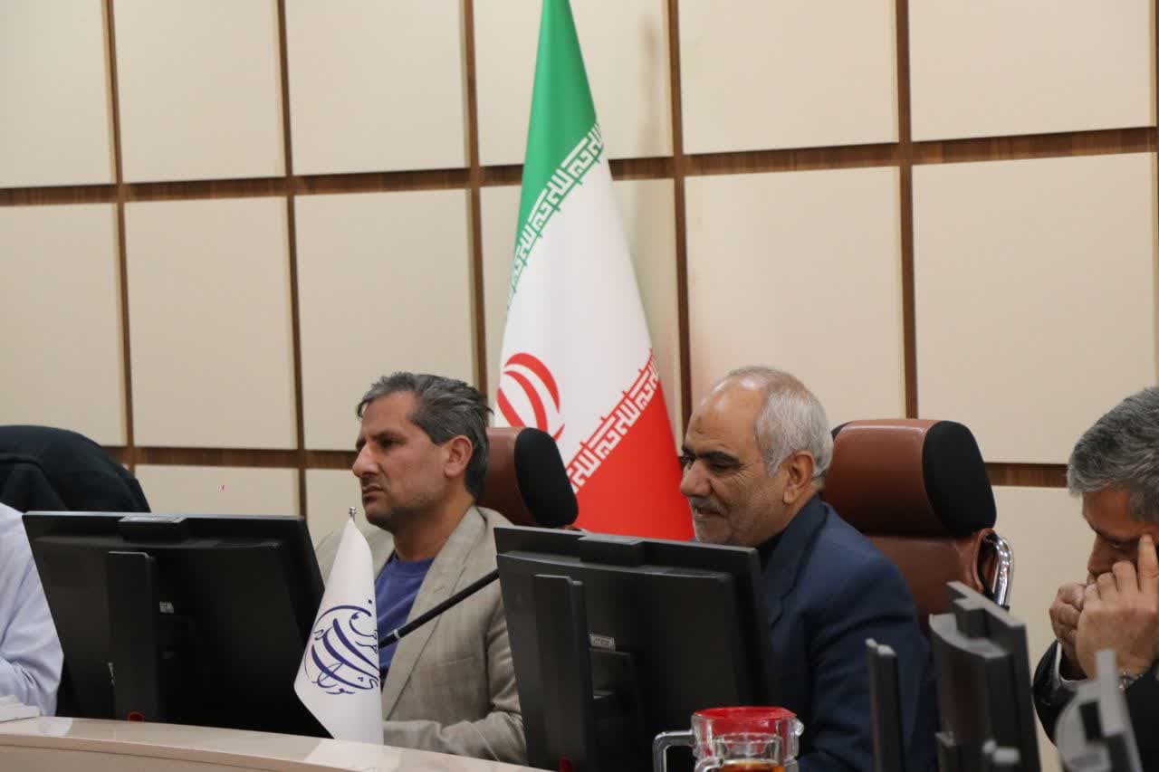 جلسه‌ای با حضور علی شجاع حیدری، دبیر ستاد امر به معروف و نهی از منکر و اعضای شورای شهر کرمان برگزار شد
