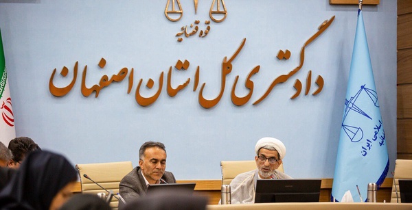 ۲۹۹۰ زندانی در طرح شهيد رئيسی در اصفهان آزاد شدند