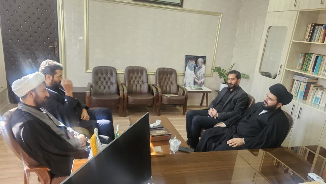 دبیر ستاد امر به معروف و نهی از منکر استان لرستان با مسئول دفتر نمایندگی ولی فقیه بنیاد مسکن انقلاب اسلامی استان لرستان دیدار کرد
