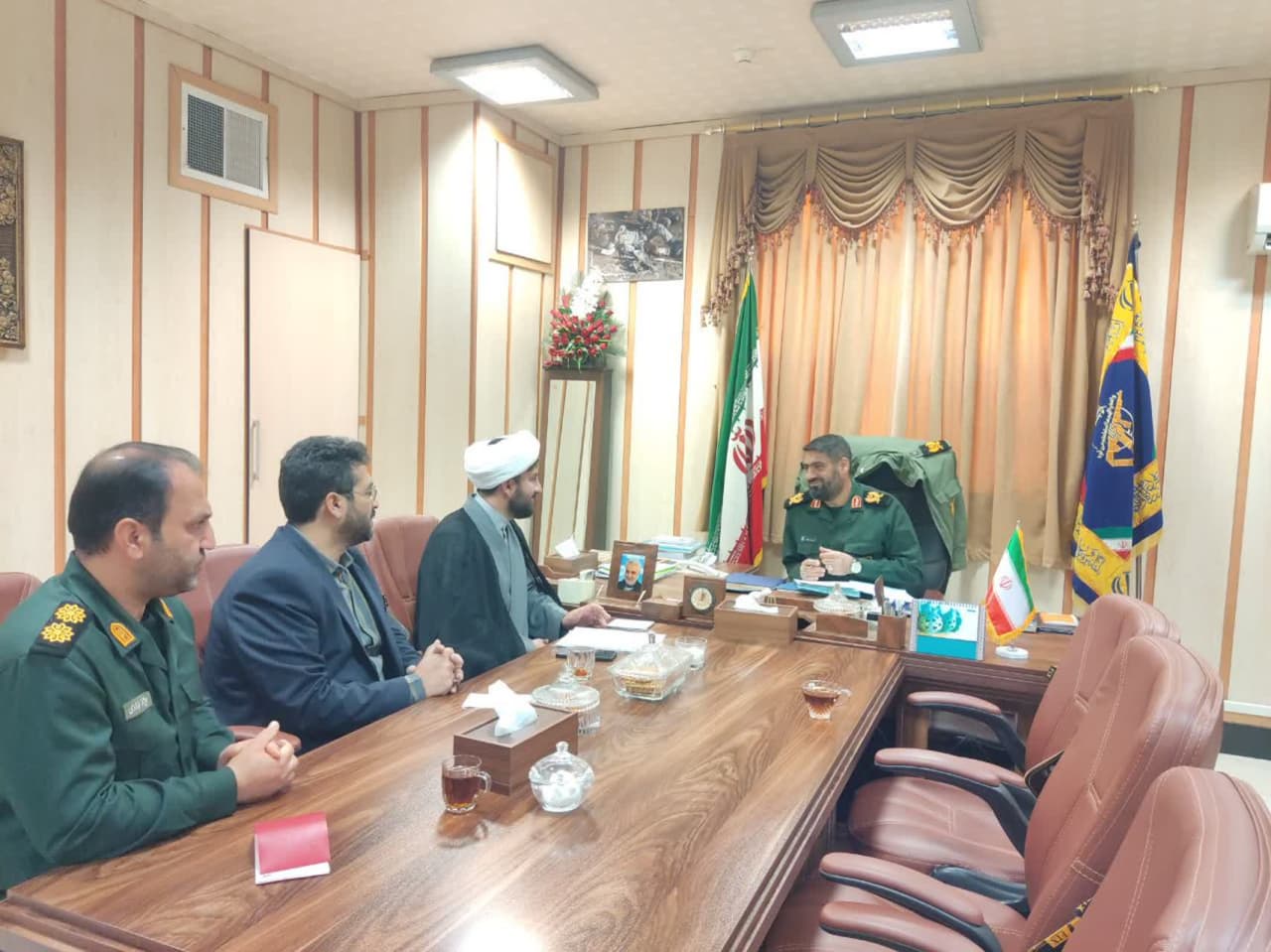  دبیر ستاد امر به معروف و نهی از منکر استان با فرمانده سپاه حضرت ابوالفضل (ع) لرستان دیدار کرد