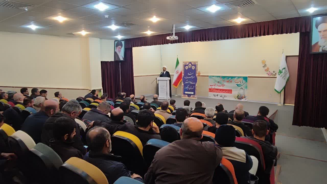 کارگاه آموزشی ویژه ناوگان حمل و نقل درون شهری الیگودرز برگزار شد