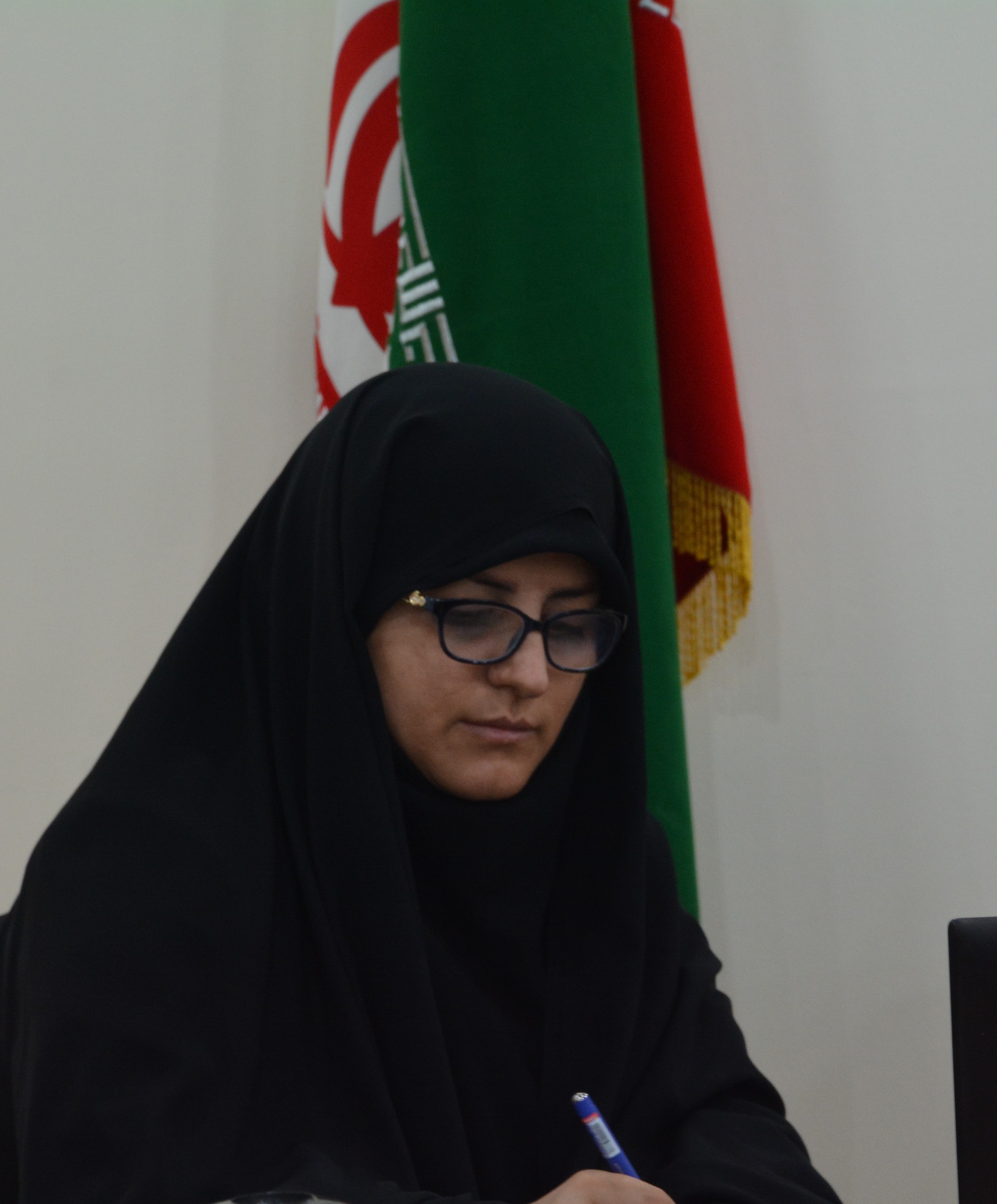  اگر در جامعه ای عفاف و حجاب  رعایت نشود آسیب آن متوجه همگان خواهد بود.