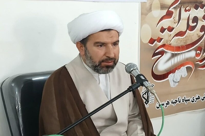 فریب‌خوردن از دشمنان نتیجه بی‌بصیرتی است