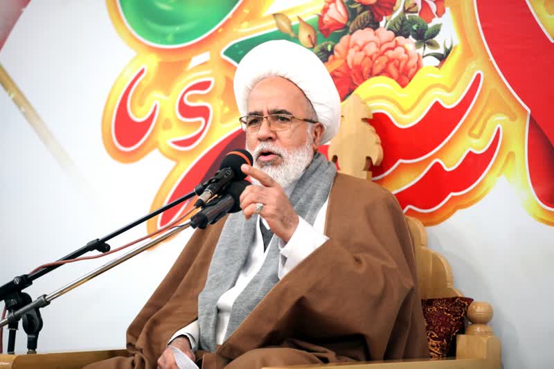امت اسلامی الگوی جهاد مقابل فتنه‌هاست