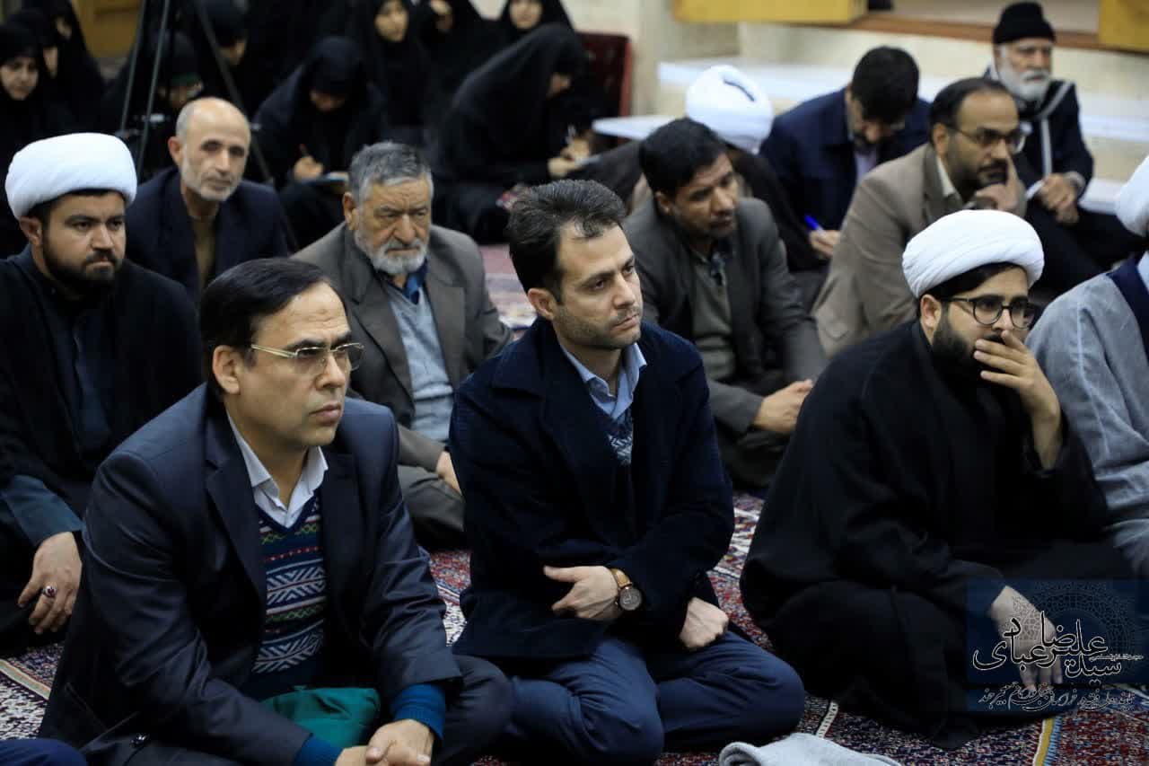 نشست با تبیین گران و تشکل های مردمی مطالبه گر