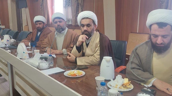 از بحران آب در دیشموک تا ضرورت توسعه کارخانه‌ها در باشت؛ صدای مردم در نشست ائمه جمعه با استاندار