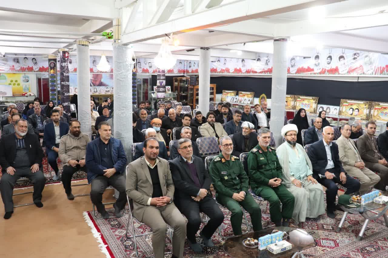 برگزاری مراسم پدران آسمانی در بنیاد شهید ایلام