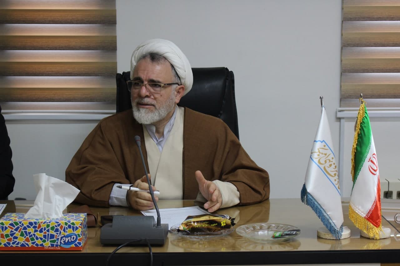 امر به معروف و نهی از منکر به عنوان یک وظیفه همگانی باید مانع ترویج منکرات اجتماعی در سطح جامعه شود 