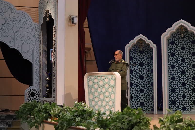 اگر امر به معروف و نهی از منکر نکنیم، عاشورا رخ می دهد