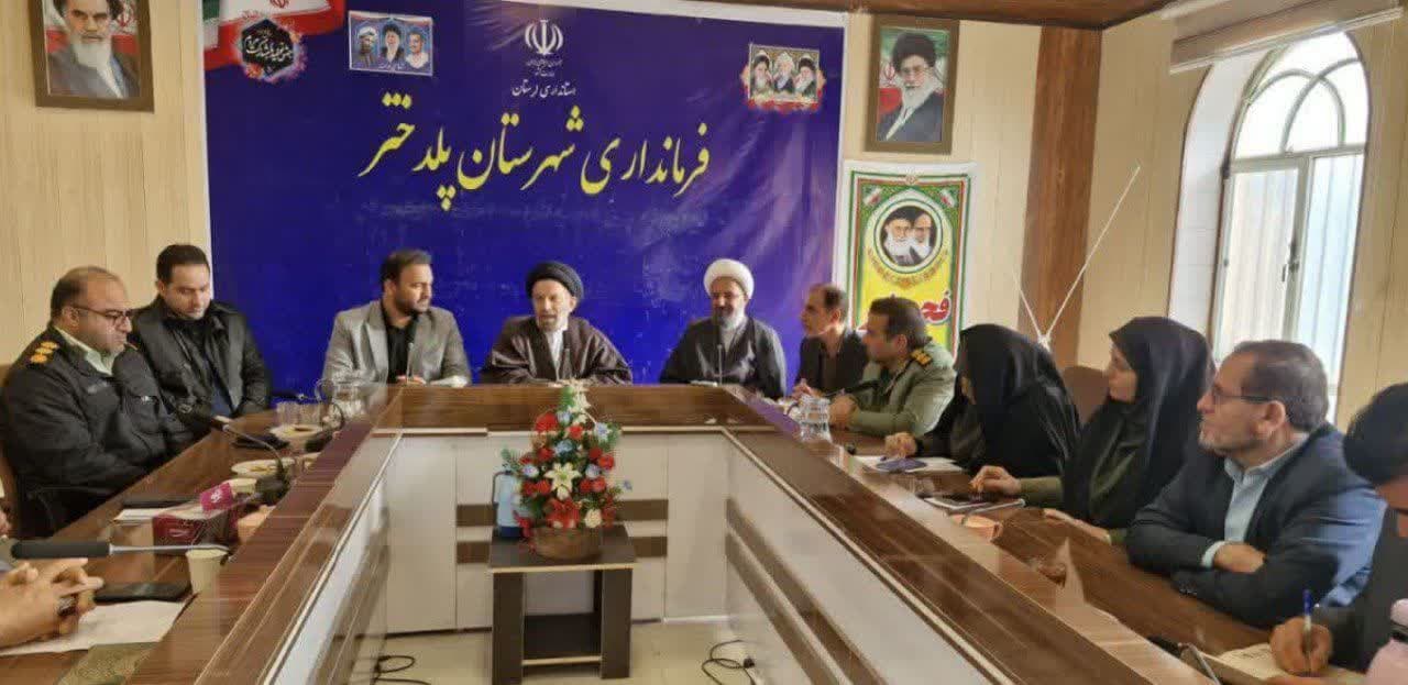 جمهوری اسلامی با قدرت و با صلابت به راه و مسیر خود ادامه می دهد