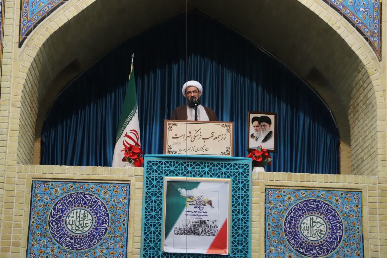 کسی که به دنبال مذاکره است، باید بداند دشمنان با بازی‌های پیچیده، قابل اعتماد نیستند