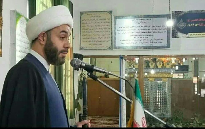 مسئولان با حمایت از کارآفرینان باید اقتصاد مقاومتی را تقویت کنند