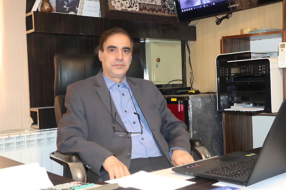 اندر حکایت آن بازیگر که گفت حجاب تمام شد!