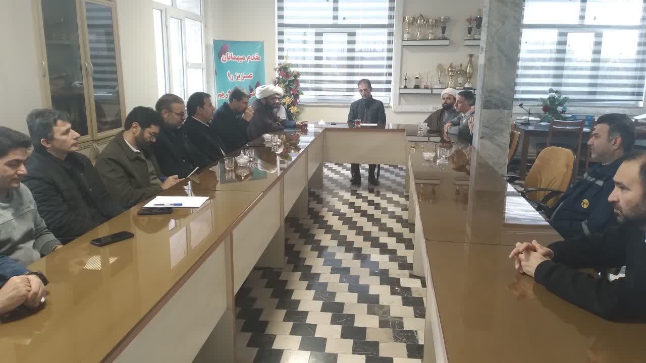 تشکیل شورای امر به معروف و نهی از منکر شرکت توزیع برق پارس آباد
