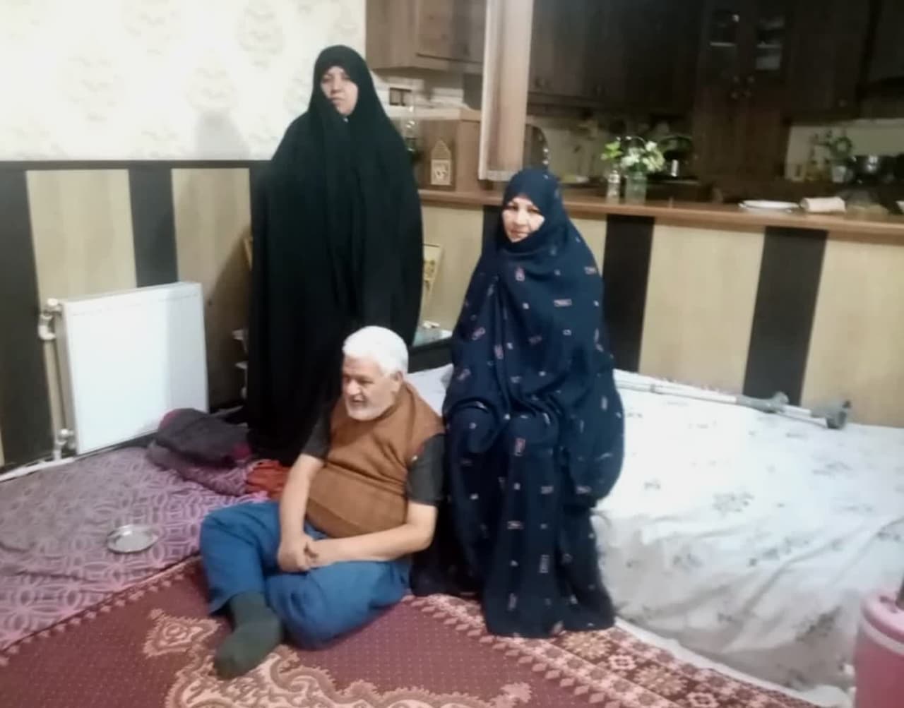 دیدار مسئول امور بانوان ستاد امر به معروف با جانباز قهرمان حاج حسین خالقی