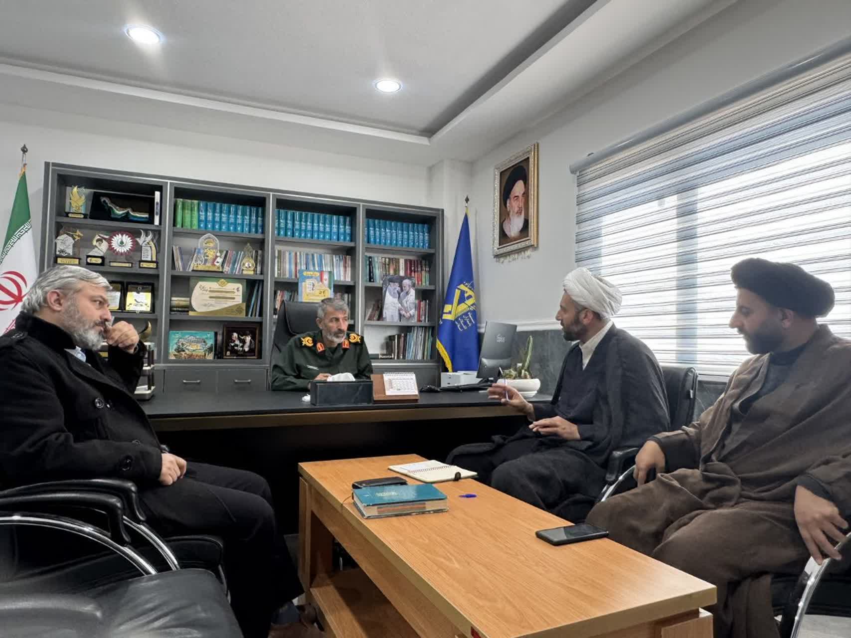 اجرای طرح تذکر لسانی در سطح شهر و نظارت بر اصناف