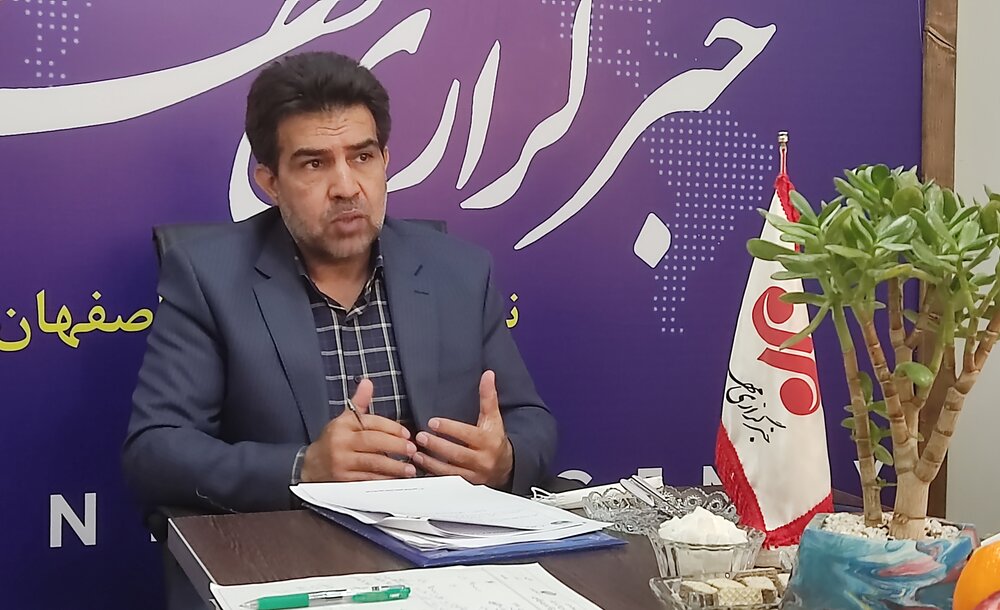 سهم اصفهان 20 میلیون اصله نهال درطرح نهضت مردمی سازی درختکاری
