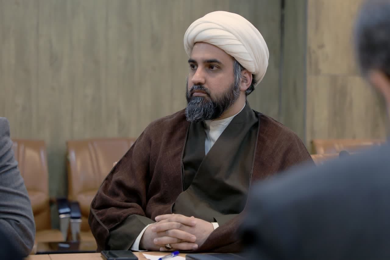 حل مشکلات معیشتی در گرو کاهش فاصله طبقاتی است