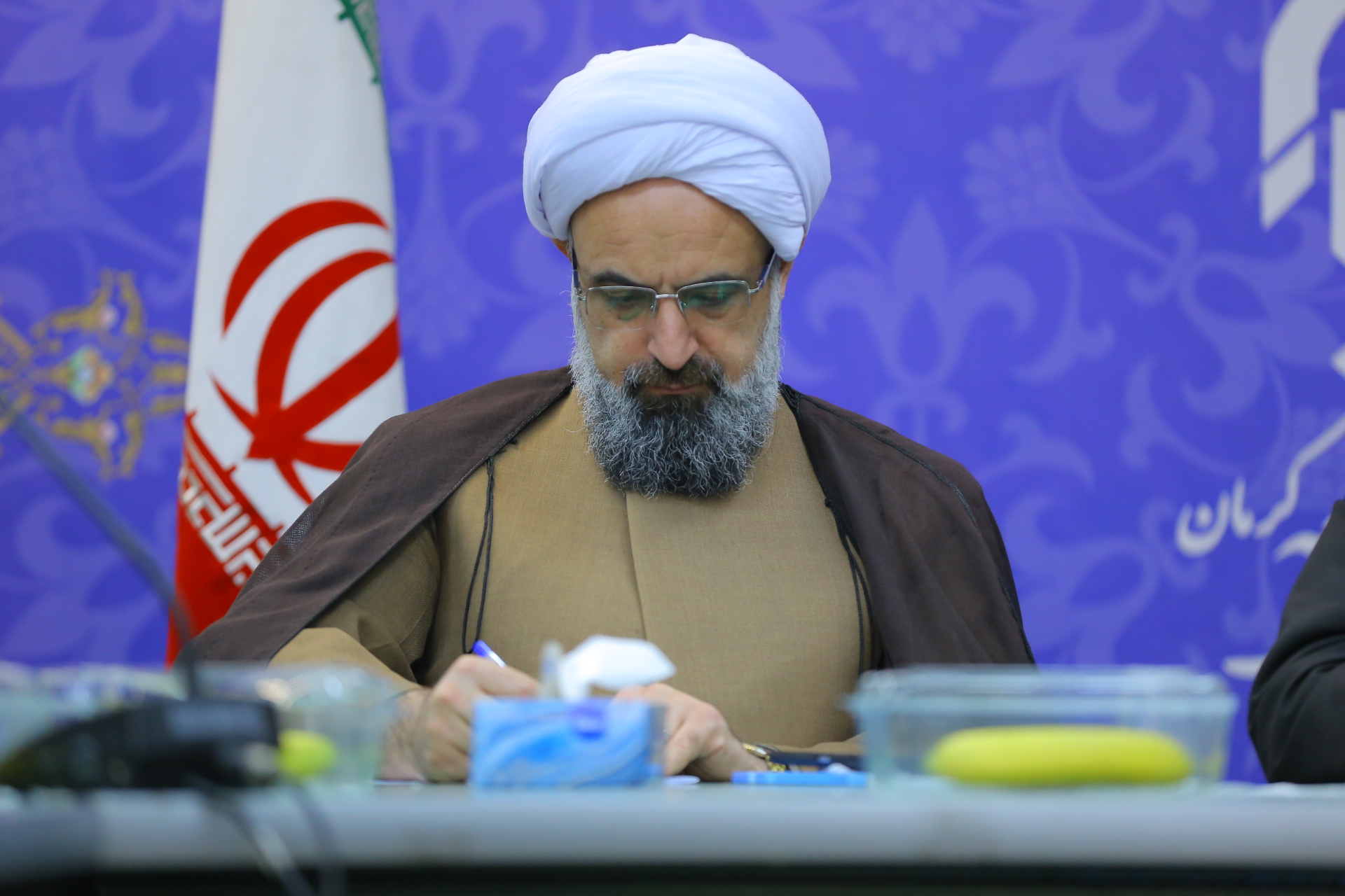 همدلی مردم و مسئولین برای تحقق منویات رهبر معظم انقلاب