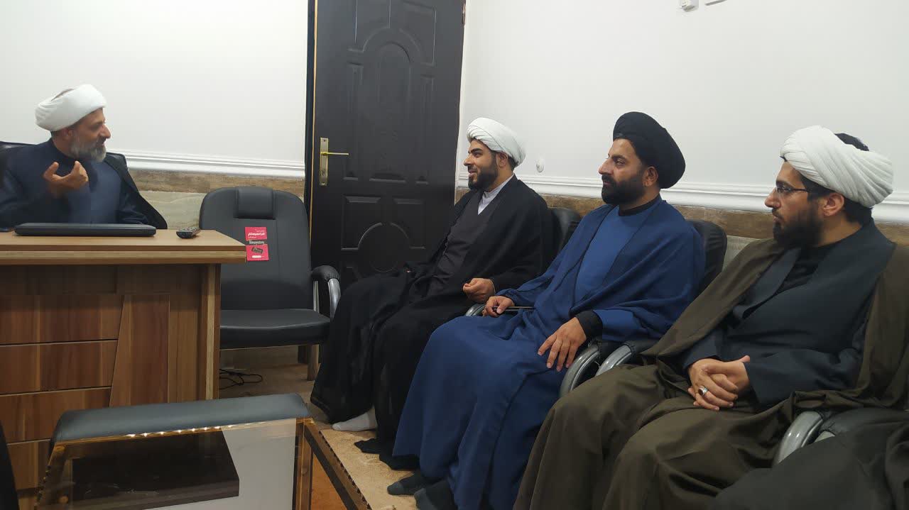 حجت‌الاسلام مصلح امام جمعه محترم بندر ریگ