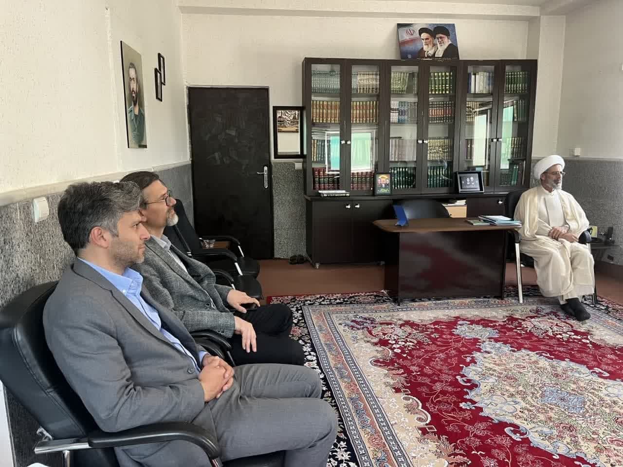 خدمت به مردم بالاترین نعمت و سعادت برای مدیران است.