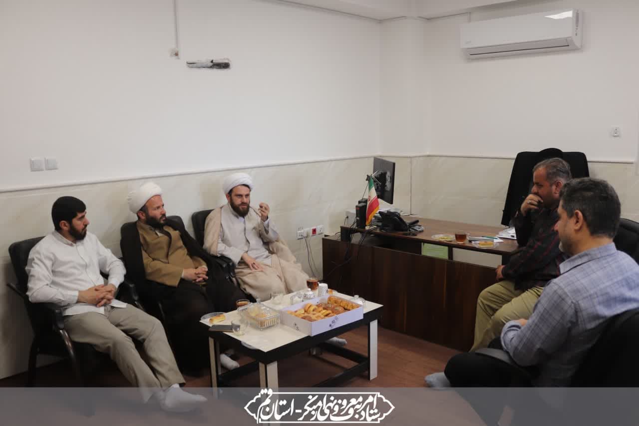 نشست صمیمانه دبیر ستاد امر به معروف استان قم با معاون اجتماعی سپاه علی ابن ابی طالب علیه السلام 