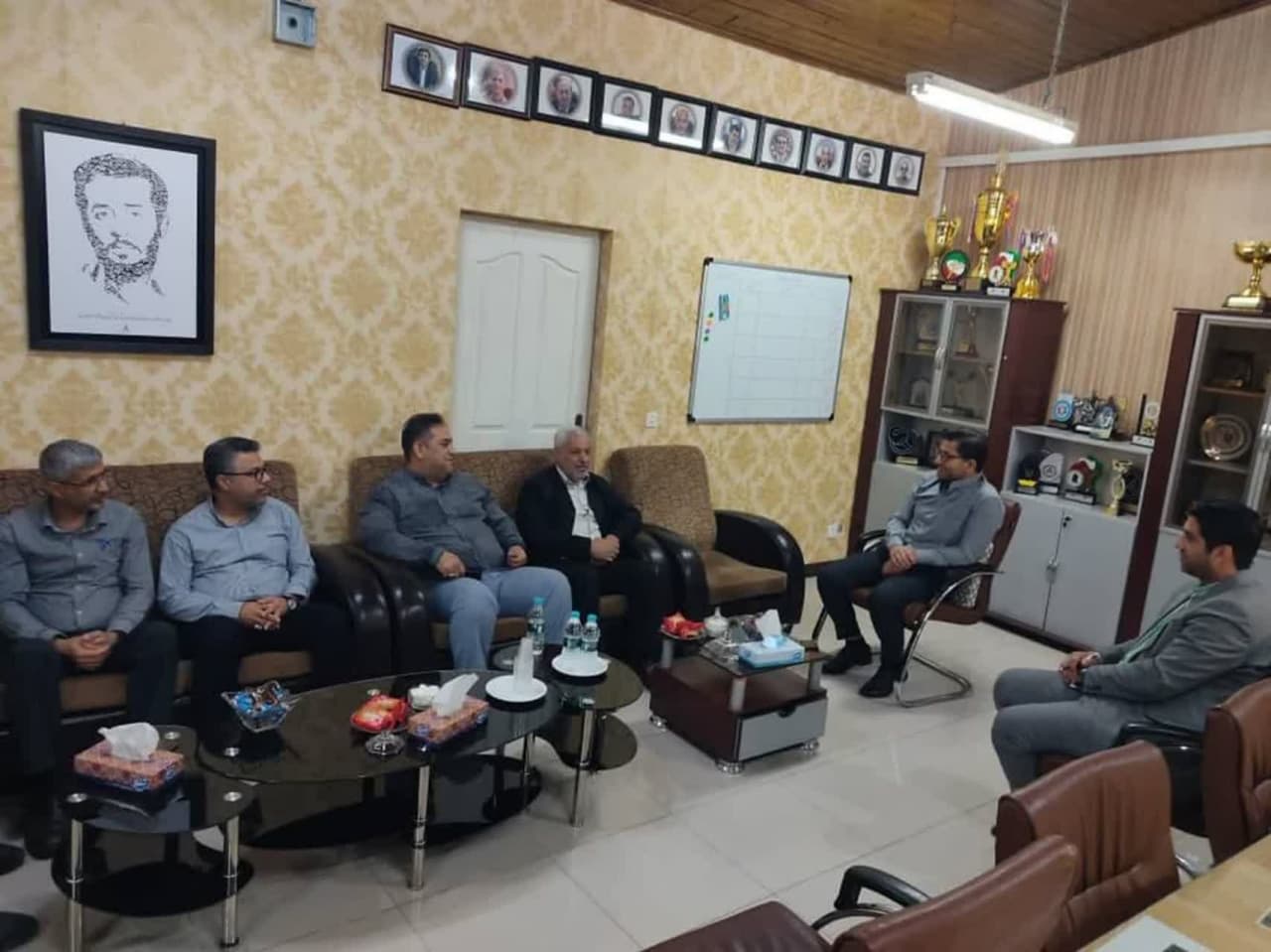 🟢 نشست دبیر شورای امر به معروف شرکت مناطق نفت خیز جنوب با مدیرعامل باشگاه فرهنگی ورزشی این شرکت