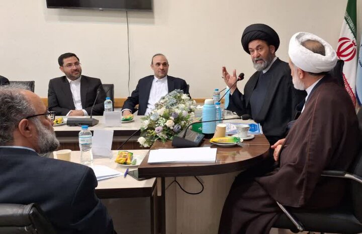 تعامل حوزه و دستگاه قضایی برای پیشگیری‌ ضروری است