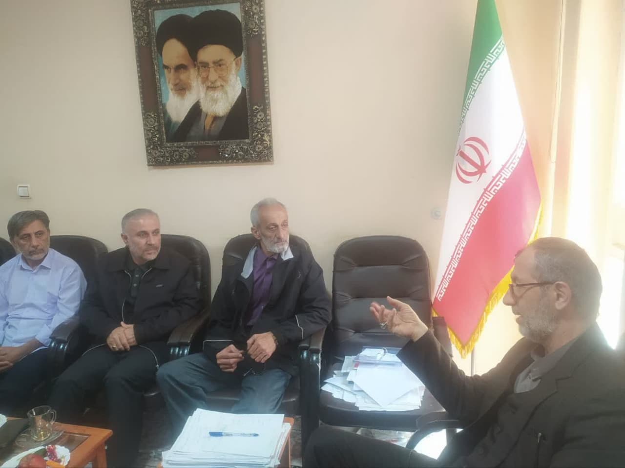  انجام وظایف هرکدام از تشکل ها جهت کاهش منکرات و شناسایی آسیب های اجتماعی موثر می باشند.