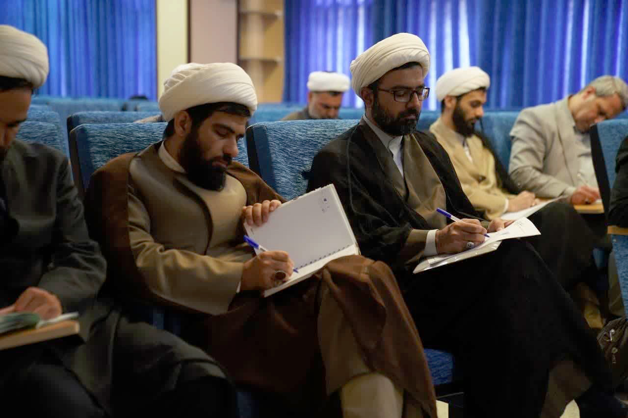  برگزاری گردهمایی معاونان علمی و فرهنگی ستادهای امر به معروف و نهی از منکر کشور در قم