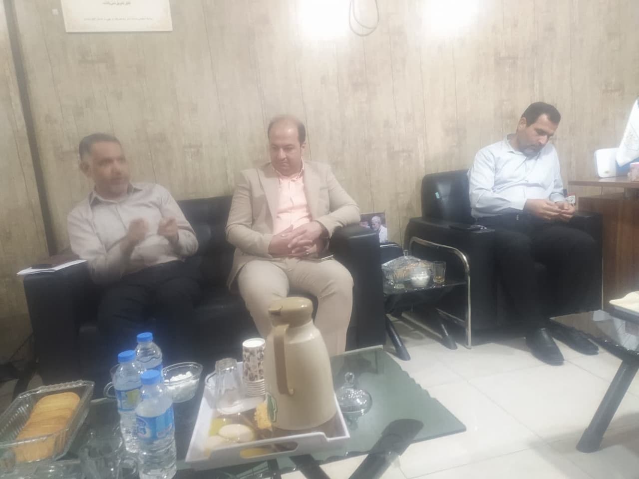 عزم جدی در جمع آوری البسه نامتعارف در بازار