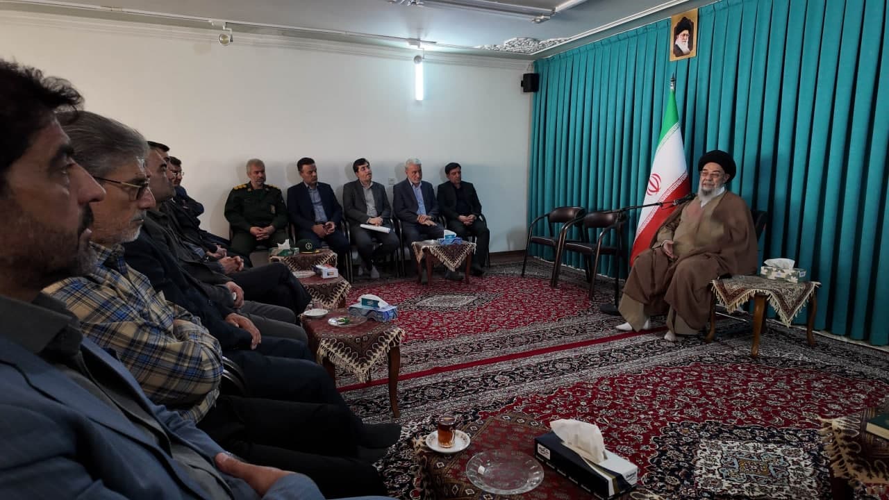 سهم کارگر در اداره کشور سهم بالایی است