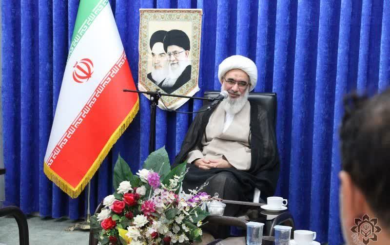 صنایع بزرگ مانند پتروشیمی‌ها و نیروگاه اتمی باید پیوست تأمین آب داشته باشند