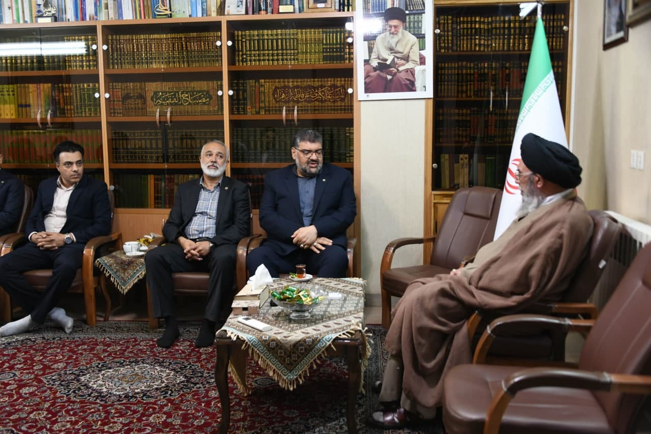 احیای وکلا بالاتر از احیای جامعه است