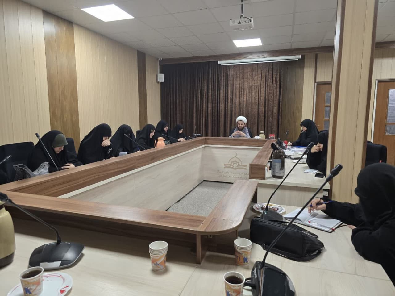 برگزاری نخستین جلسه دوره توانمندسازی بانوان موثر (۱) 